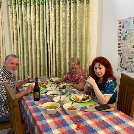Bee Nest Bed & Breakfast Негомбо Екстер'єр фото