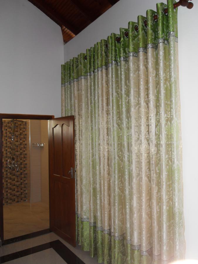 Bee Nest Bed & Breakfast Негомбо Екстер'єр фото